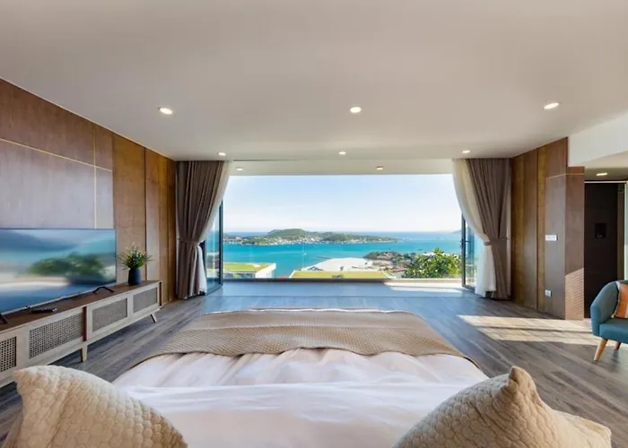 Deluxe Villa