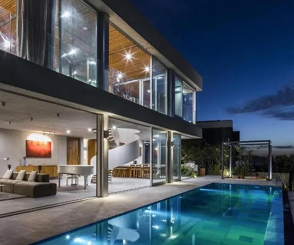 Deluxe Villa